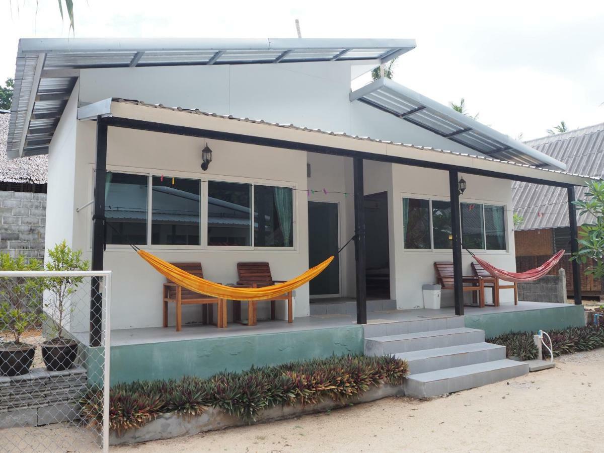 Bluesky Beach Bungalows Koh Lanta Ngoại thất bức ảnh